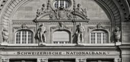 Der gefährliche Erfolg der Schweizer-Nationalbank-Aktie